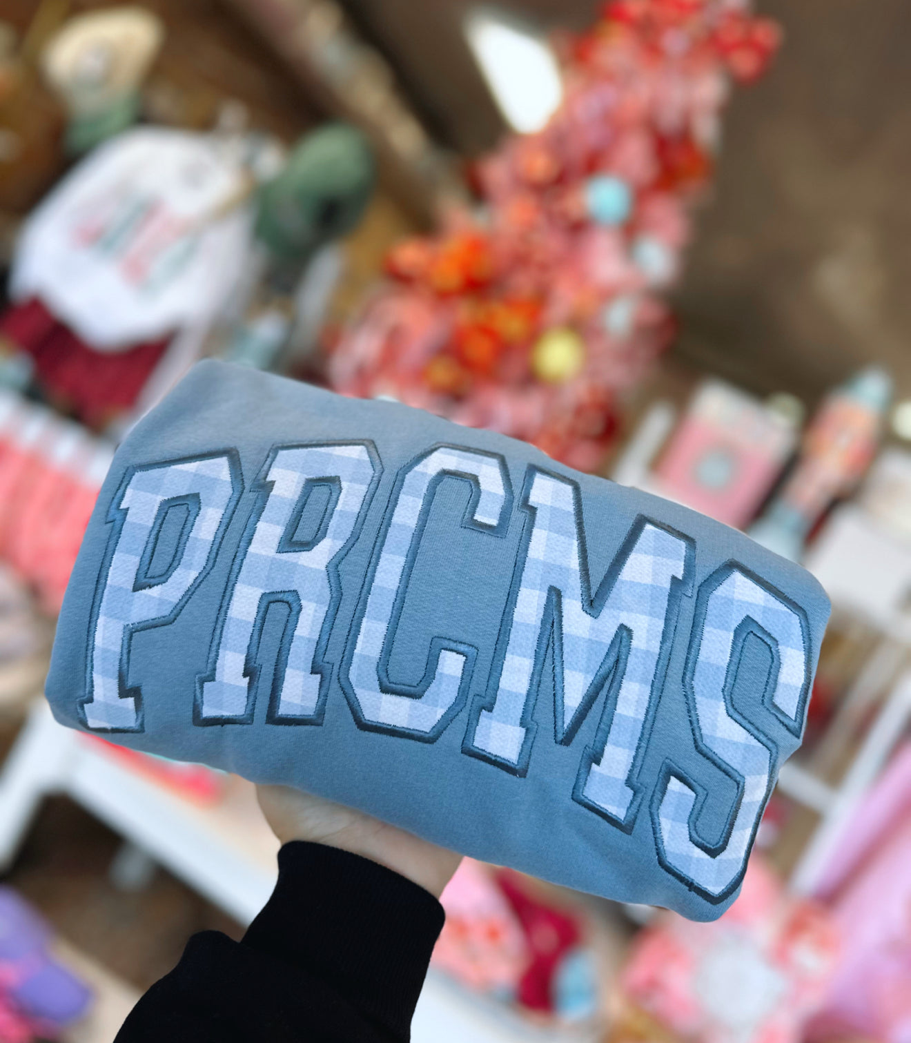 Blue gingham on blue