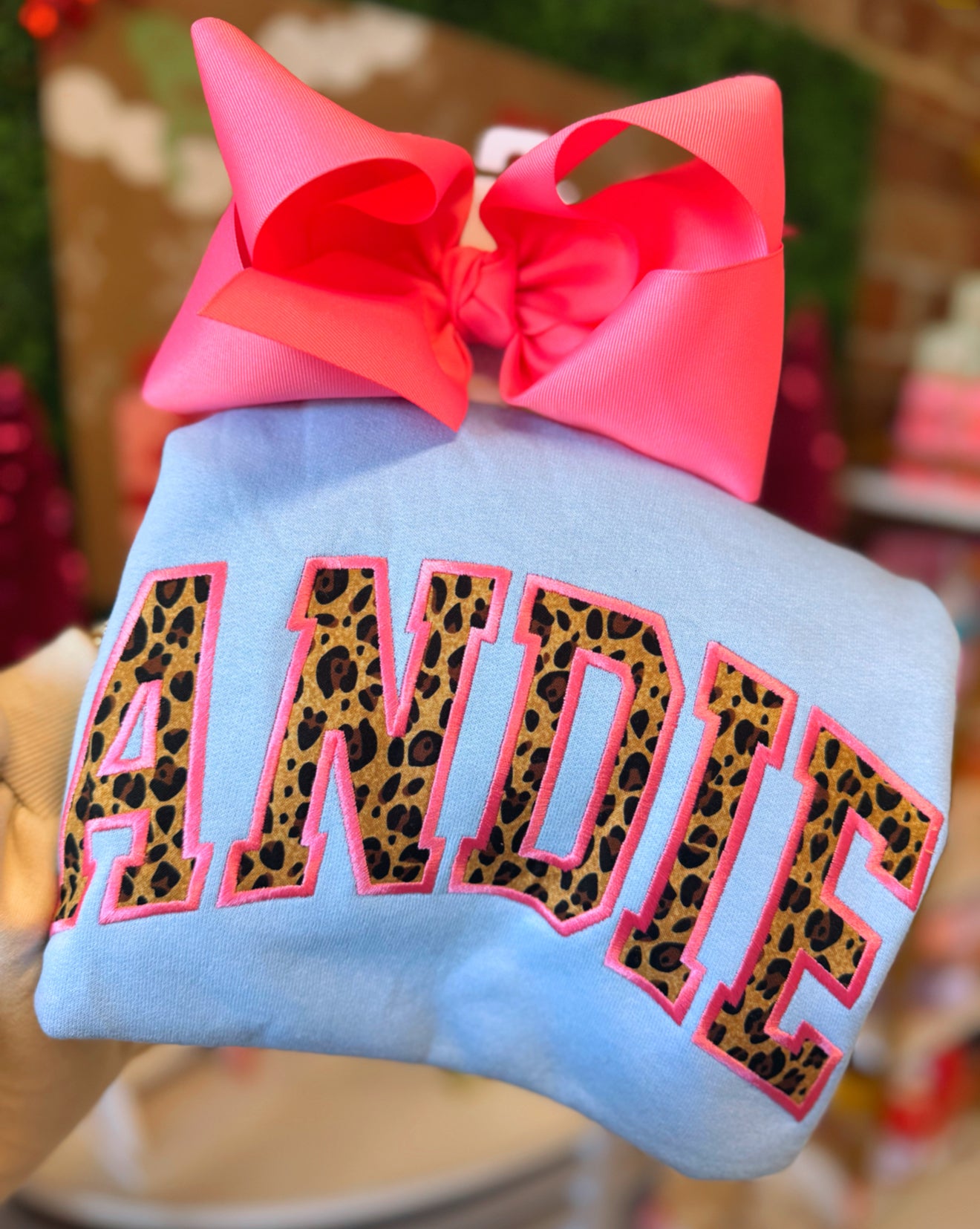 Light blue, cheetah and pink