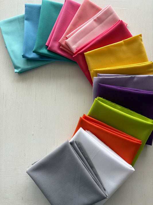Solid color fabric bundle
