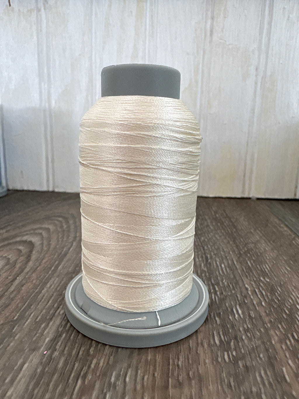 Neutral Threads