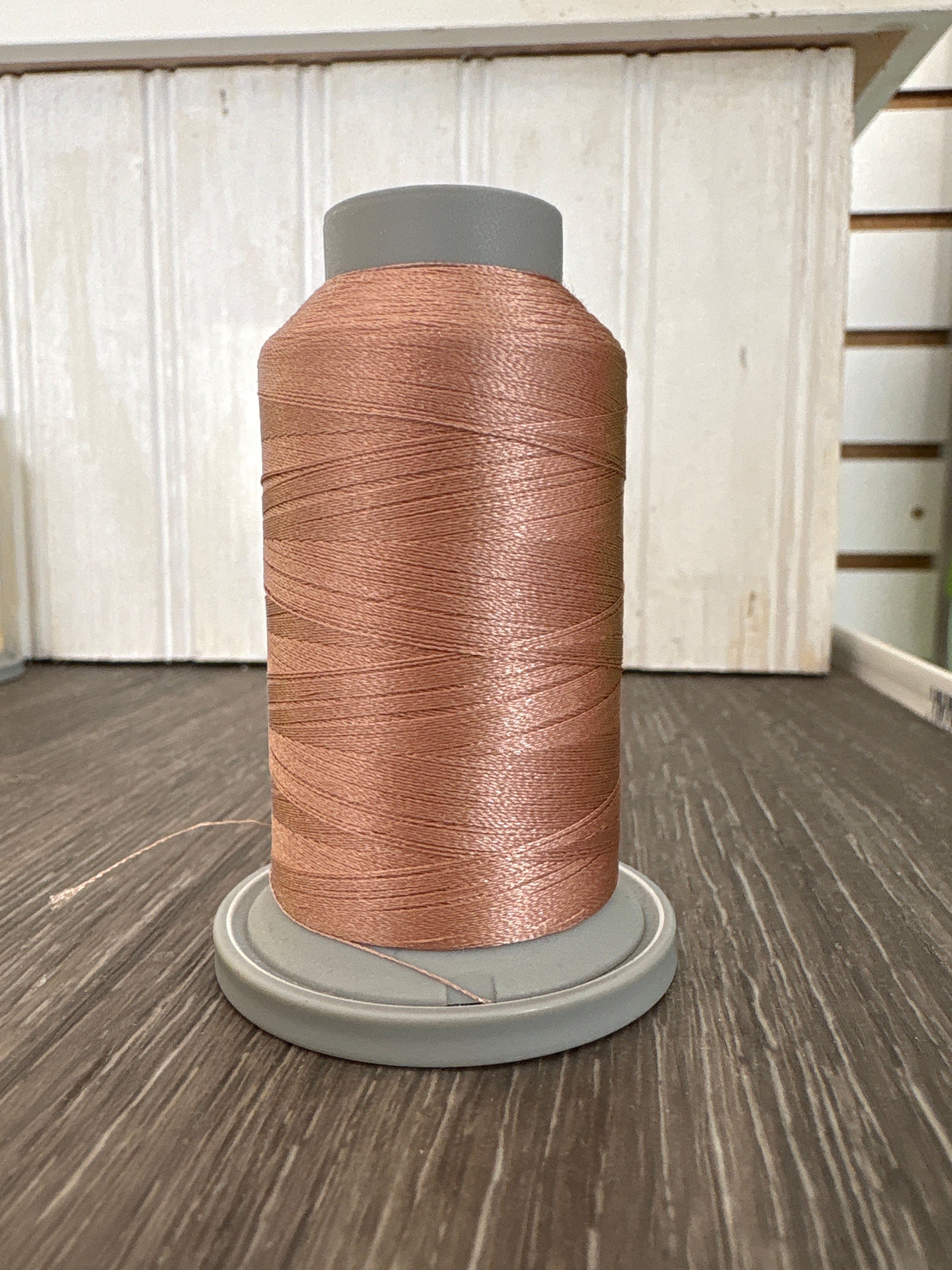 Neutral Threads