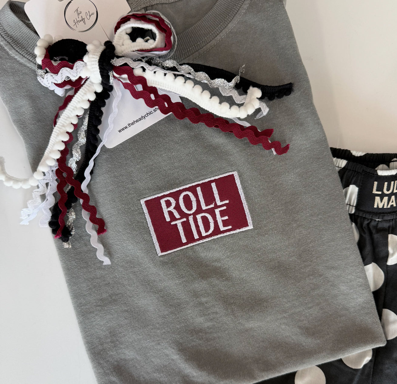 School patch tee