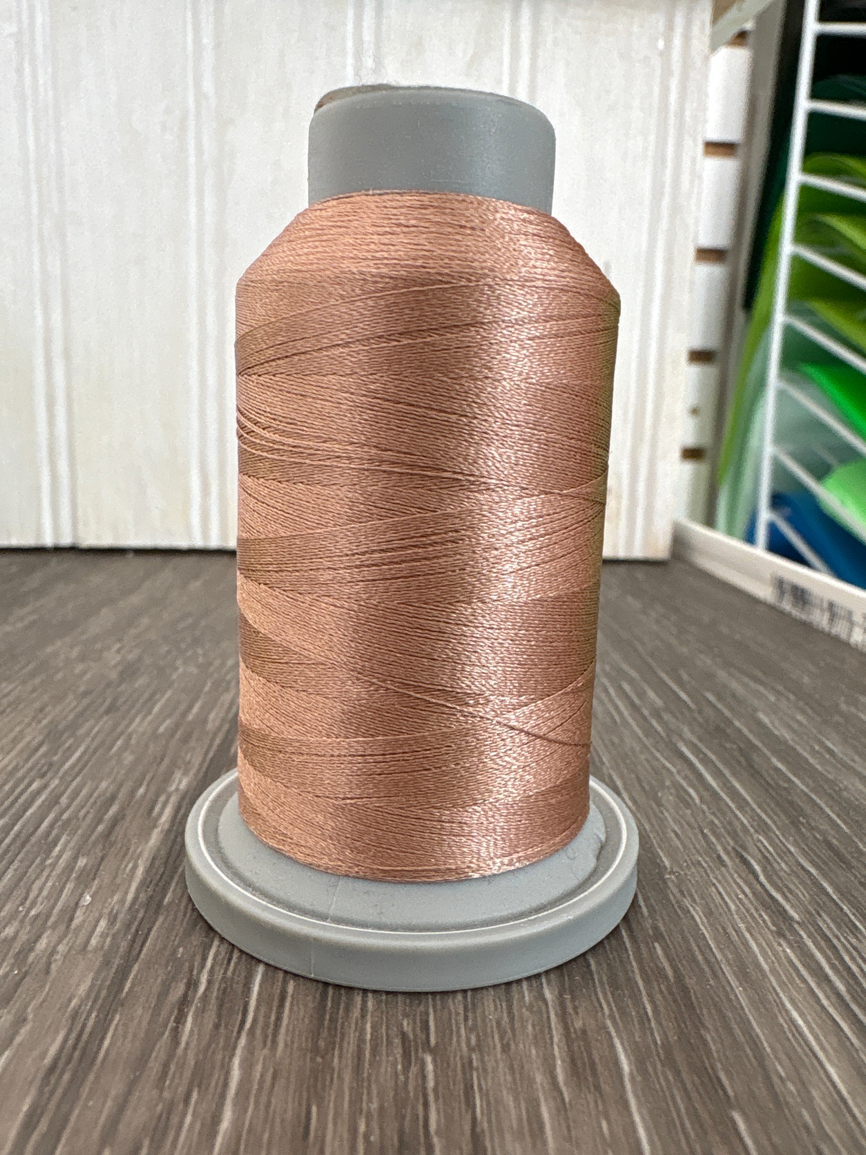 Neutral Threads