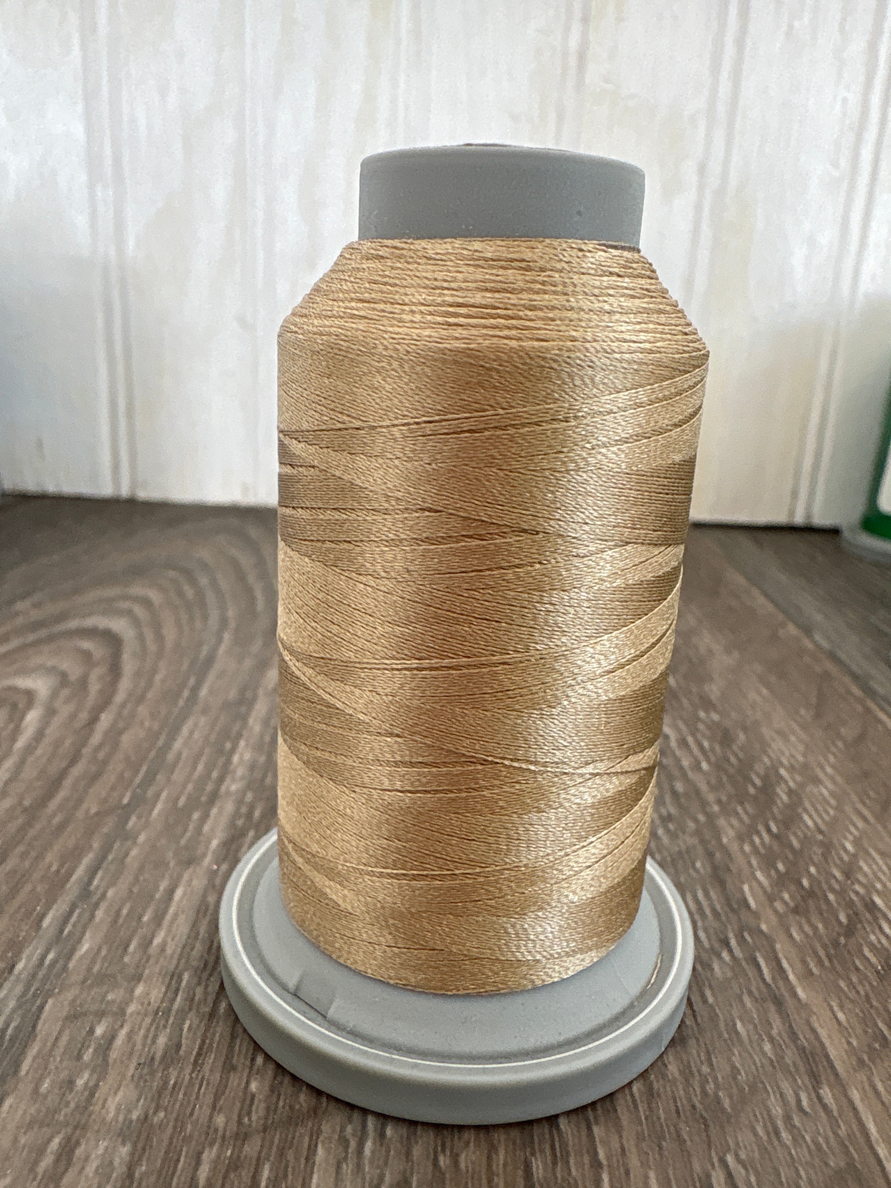 Neutral Threads