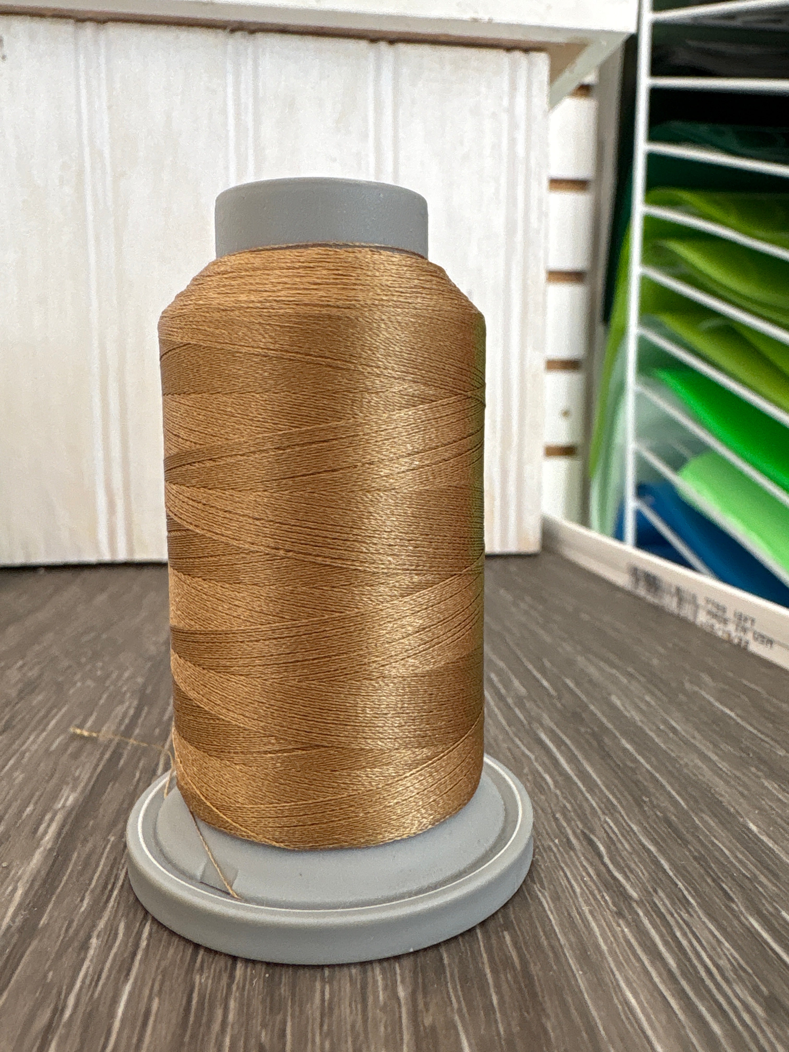 Neutral Threads