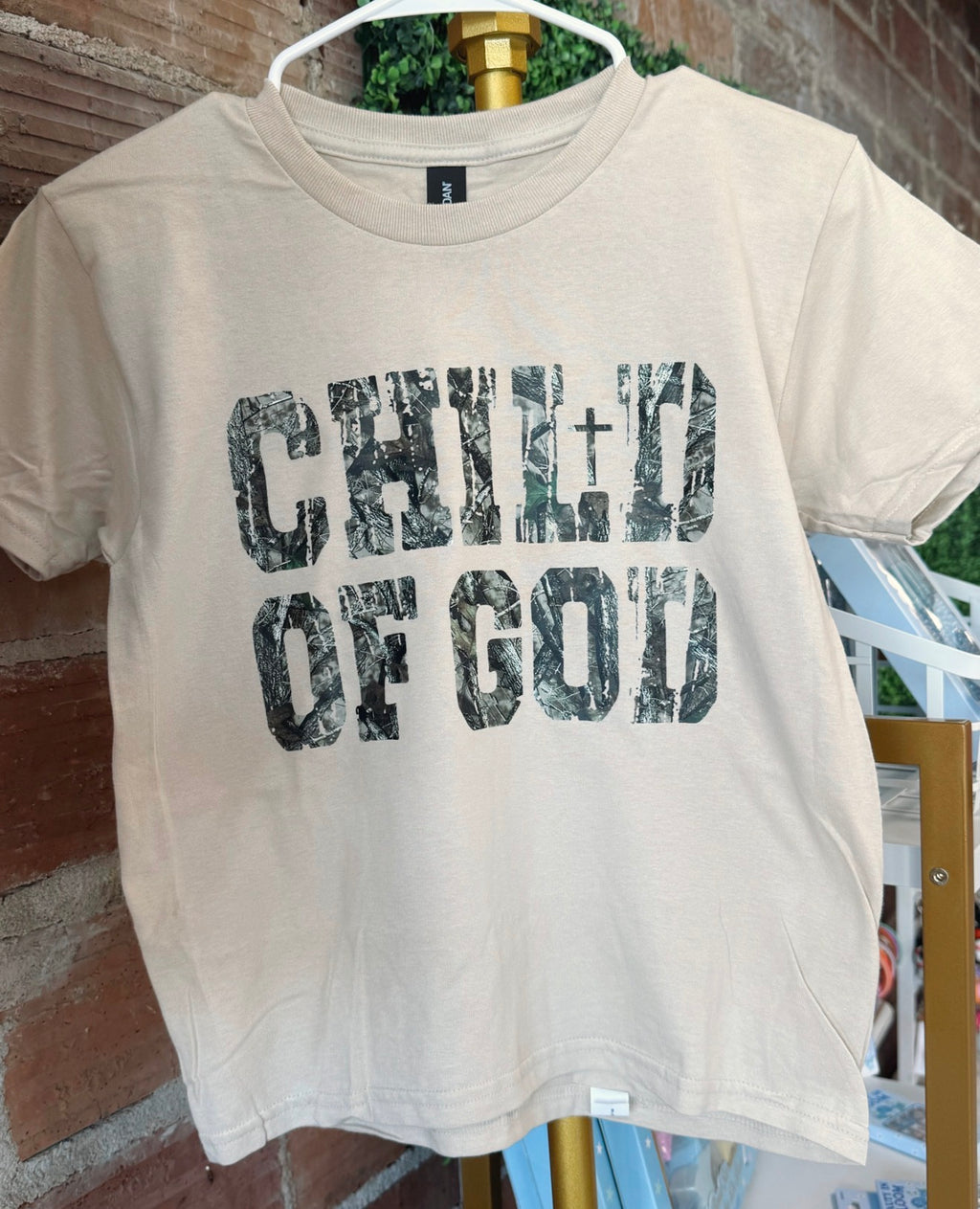 Camo sale tee