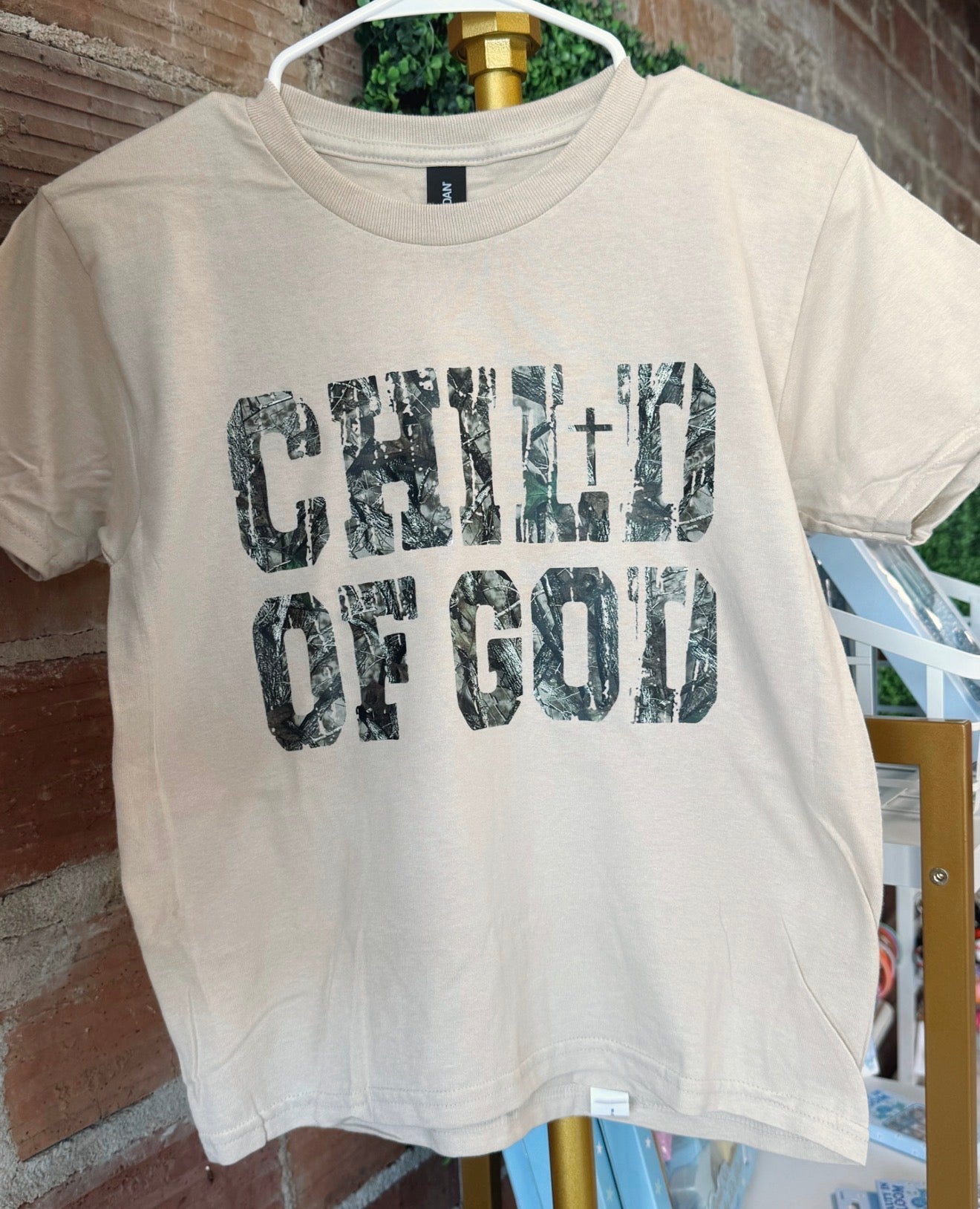Camo sale tee