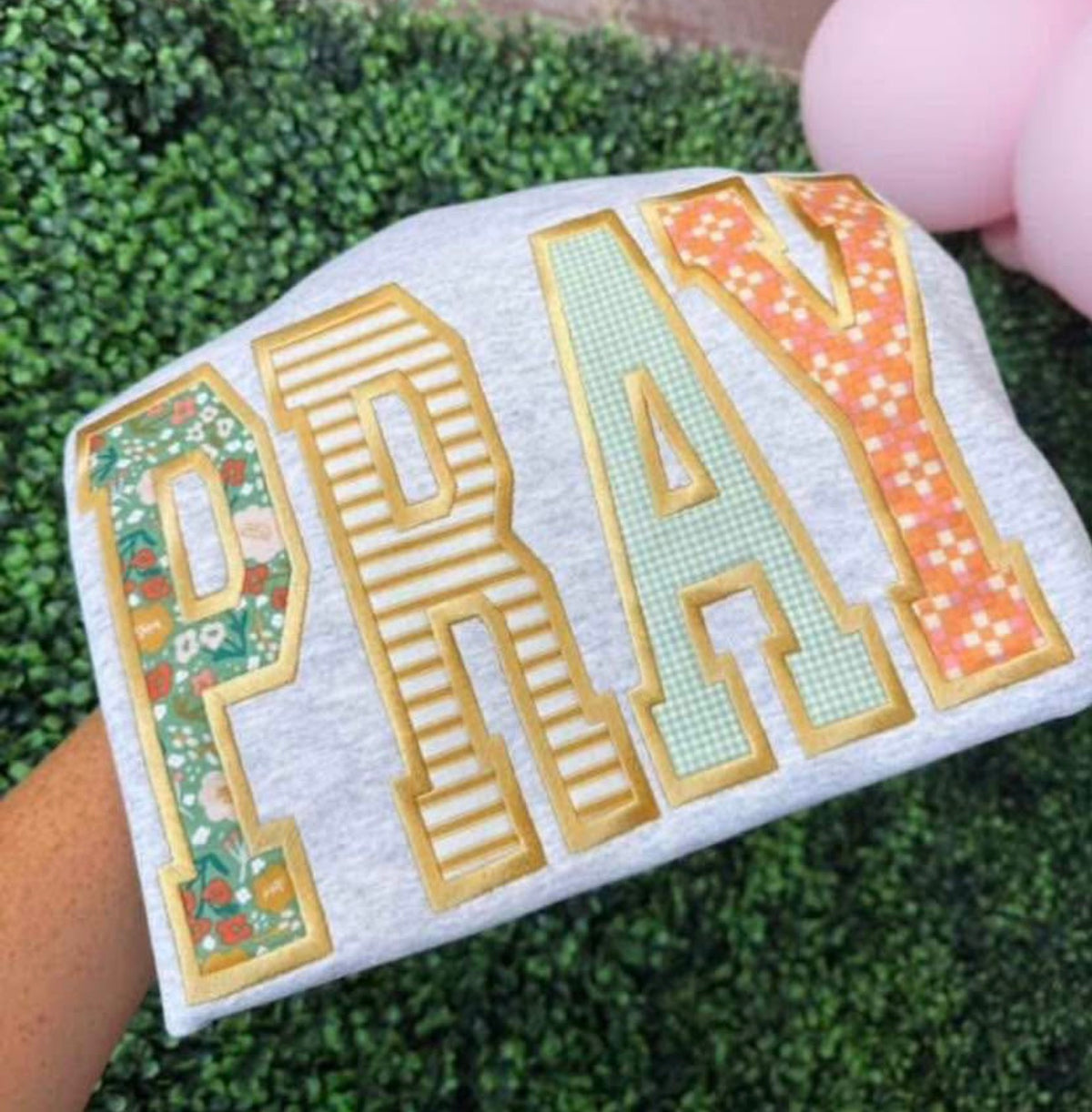 Mystery fabric pray sweatshirt