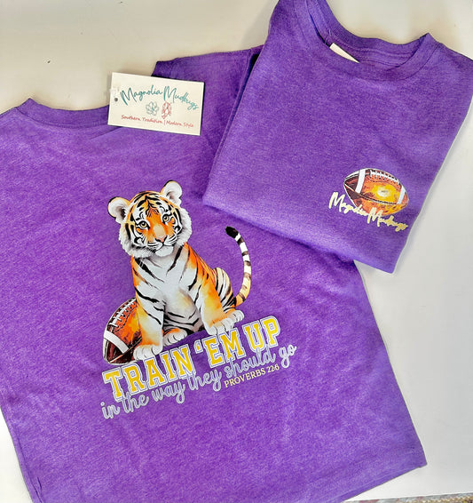 Train em up tiger tee